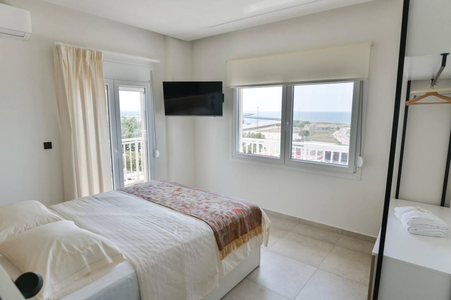 Lighthouse Apartments Alexandroúpoli Extérieur photo