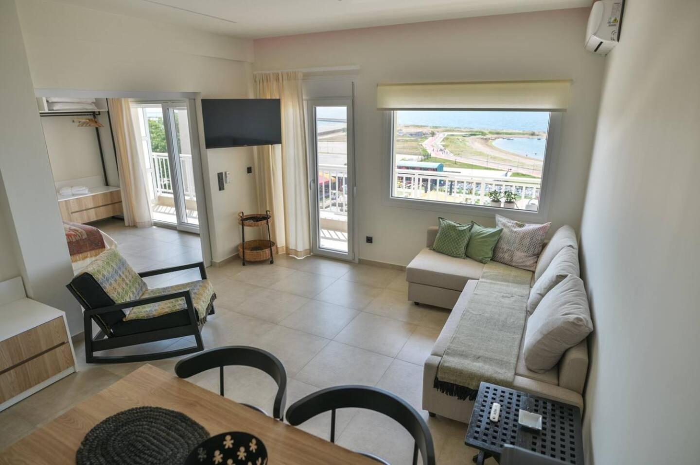 Lighthouse Apartments Alexandroúpoli Extérieur photo
